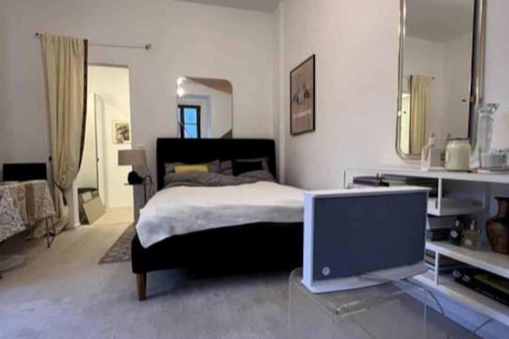 Exclusive Apartement In Historic Center Linz Eksteriør billede